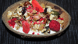 Granola s bílou čokoládou